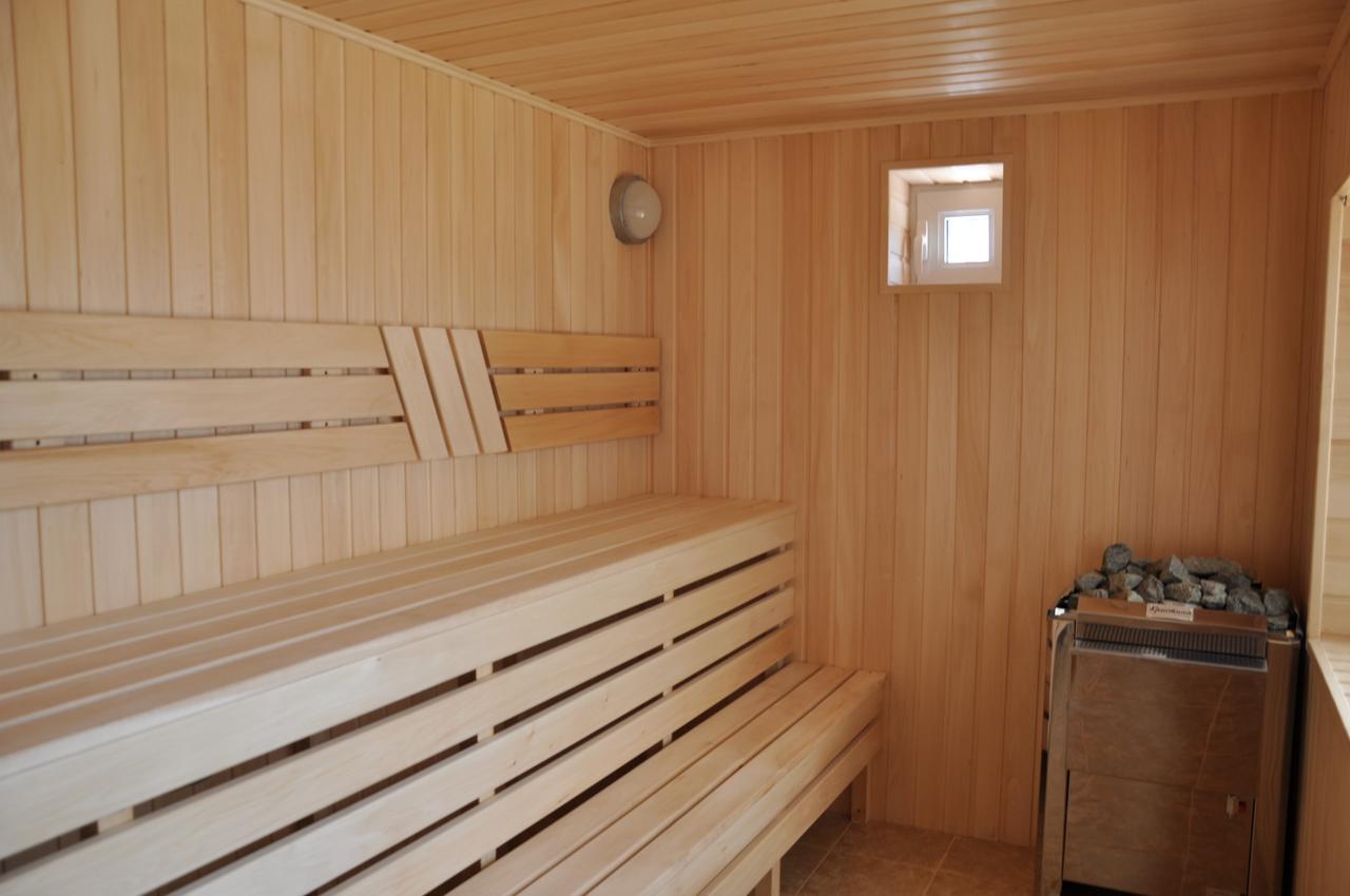 Hotel "Aishadeluxe" Taraz Esterno foto